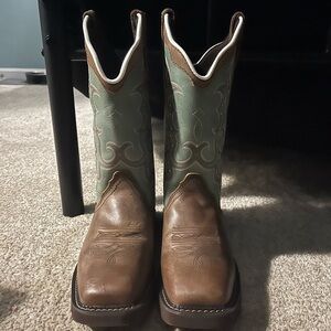 Women’s western boots
